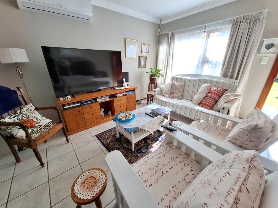 3 Bedroom Property for Sale in Langenhovenpark Free State